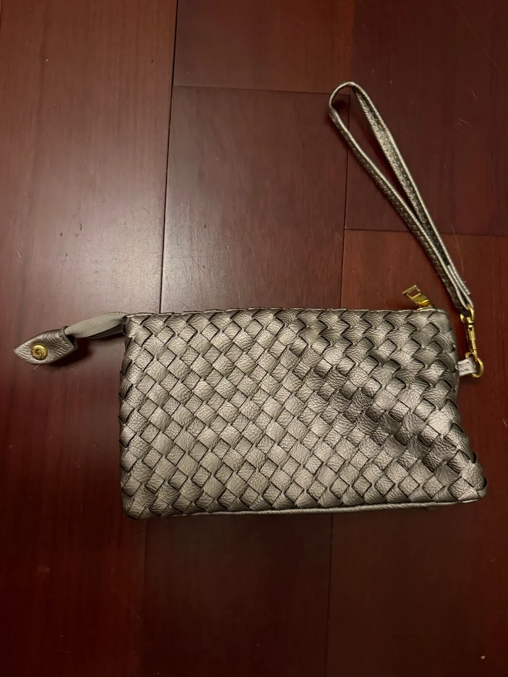 Woven Metallic Wristlet Clutch - Silver